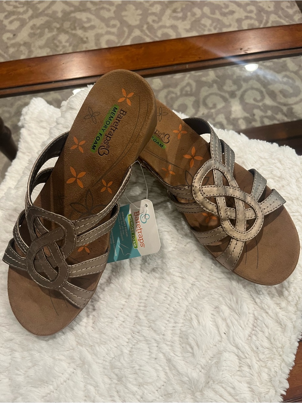 Baretraps slip on wedge sandals NWT metallic gold 7.5 memory foam footbed